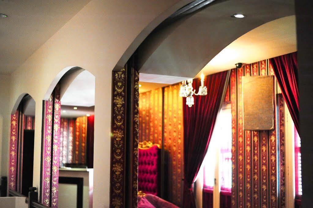 Zen Rooms Jinshan Hotel Singapore Esterno foto